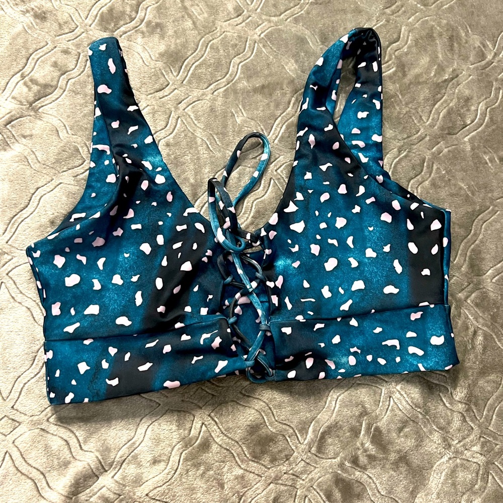 Moana bikini size small Janet lace up top